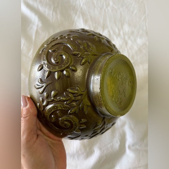 Vintage Haeger #102 USA Pottery Bowl Raised Scroll Work Planter Green - Picture 5 of 8